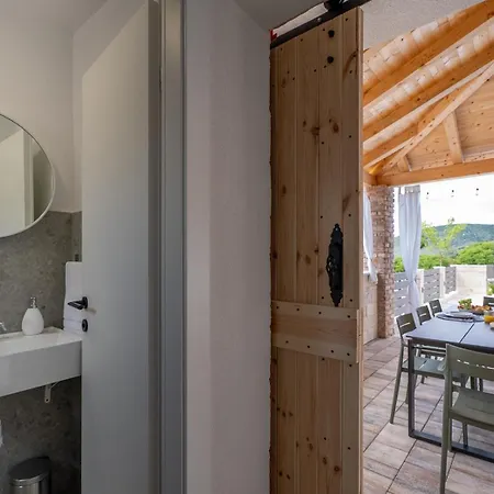 New! Domus Alba - A Tranquil Family Hideaway With Private Pool Villa