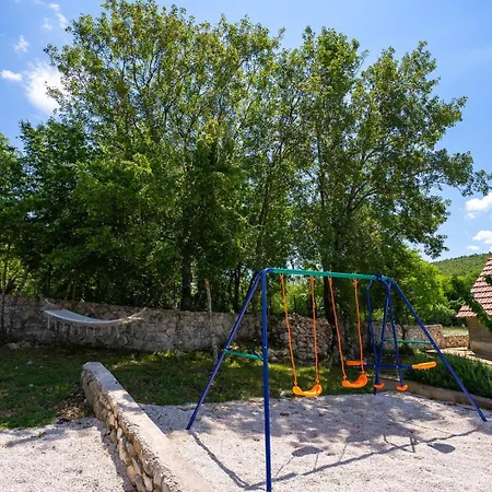 Domus Alba A Tranquil Family Hideaway With Private Pool * Primorski Dolac