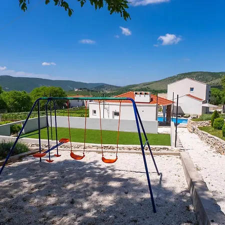 Domus Alba A Tranquil Family Hideaway With Private Pool Primorski Dolac